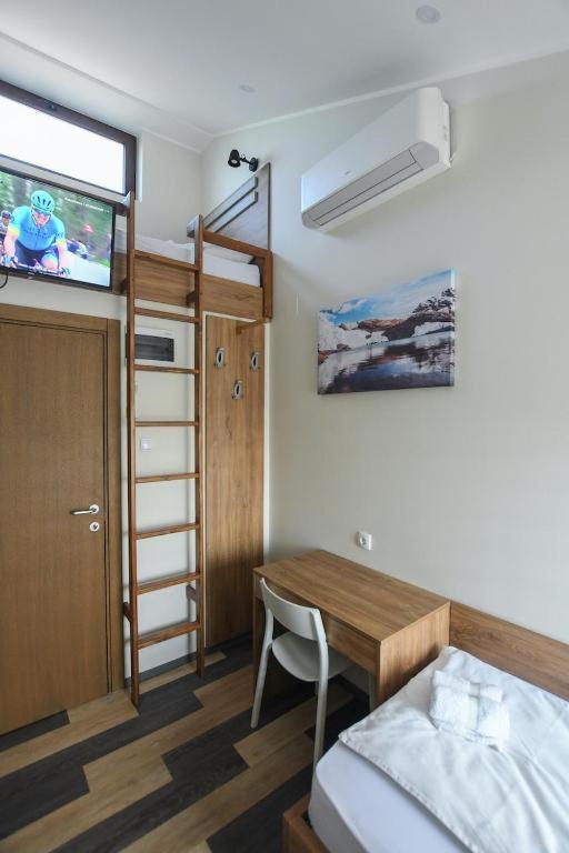 Atrijum Apartments And Rooms Кладово Экстерьер фото